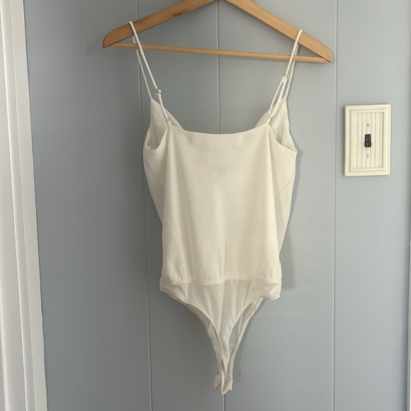 ASTR the Label White Bodysuit (XS) - Picture 4 of 4